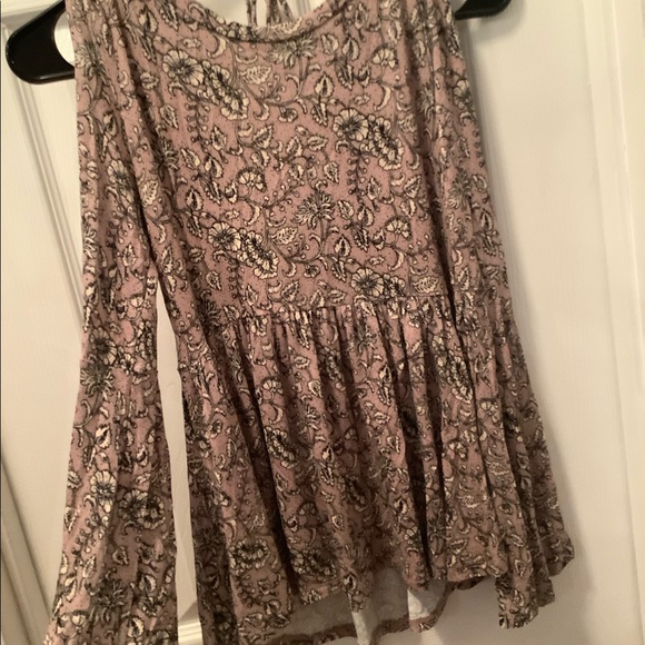 American Eagle Babydoll statement back bell sleeve - Picture 5 of 11